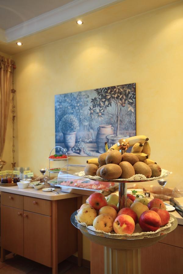 Hotel Zum Goldenen Stern Pruem Ngoại thất bức ảnh